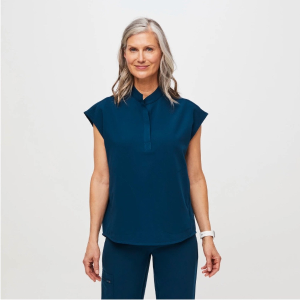 Deep Reef Rafaela Scrub Top | Figs